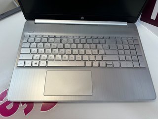 Ordenador portátil HP 15eq104ens amd 3020e 4gb ram 128gb