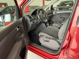 Volkswagen Touran Edition 1.6 TDI 105 CV Bluemotion Technology Volkswagen Touran 1.6 TDI Advance 105 CV 2014