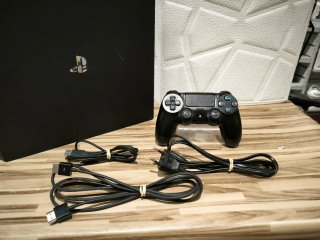 Consola PS4 Pro 1TB