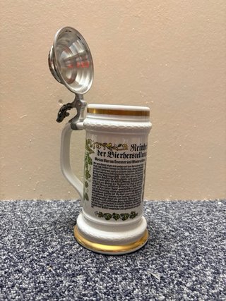 Jarra cerveza alemana antigua