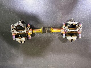 Pedales MTB Bontrager Comp Aluminio Anodizado