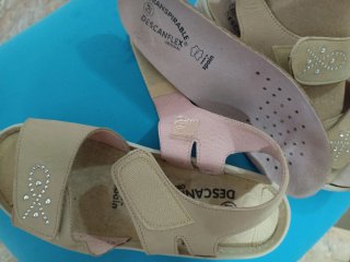 Sandalias piel para plantillas beige