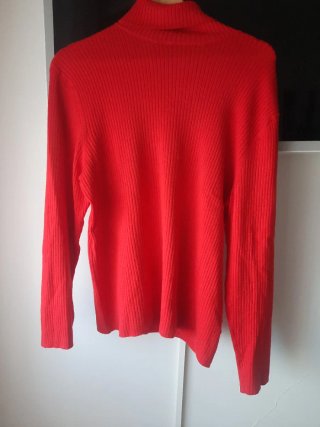 Jersey de lana cuello alto fucsia