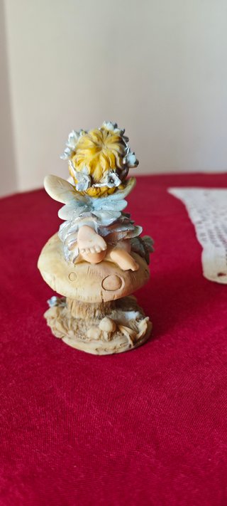 Fata Elfetta su Fungo Decorazione Vintage