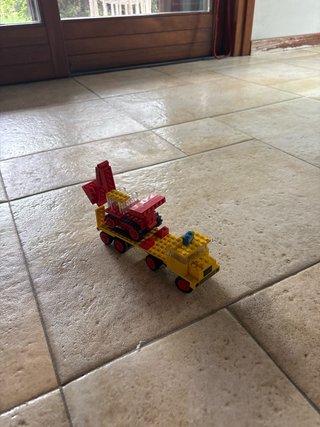 Lego Camion con Trattore Rosso