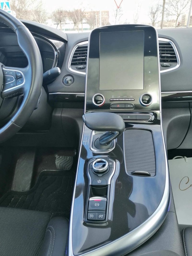 Renault Espace 2017 - foto 1