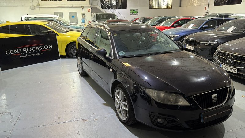 SEAT Exeo ST 2.0 TDI CR Style 2011