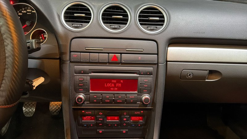 SEAT Exeo ST 2.0 TDI CR Style 2011, foto 20