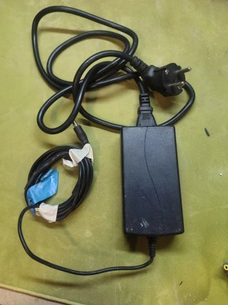 Adaptador Corriente Asian Power Devices Inc.