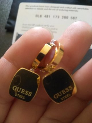 Pendientes Guess Dorados