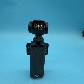 - DJI Osmo Pocket 3 cámara 4K 120fps