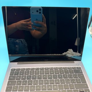 - Huawei Matebook D 14 2020 512GB i7 táctil