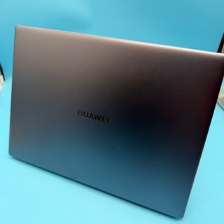 - Huawei Matebook D 14 2020 512GB i7 táctil