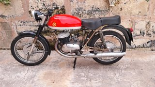 Montesa Impala 175 Roja y Negra