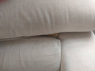 Divani 3+2 posti beige e rosso