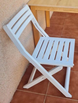 Silla plegable de madera