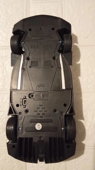 Mercedes AMG ONE 1/18 con luces