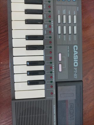 Teclado Casio PT-87 con ROM Pack