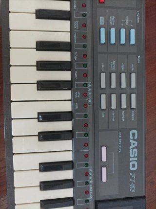 Teclado Casio PT-87 con ROM Pack