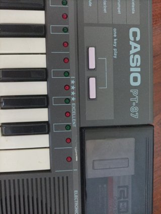 Teclado Casio PT-87 con ROM Pack