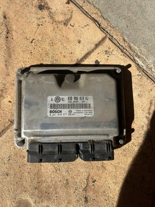 Centralita 1.9 TDI VW Bosch 038 986 019 HJ