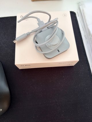 Cargador Oura Ring 4 - Base + Cable USB-C
