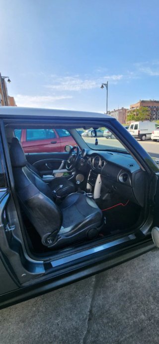 MINI Cooper 2004