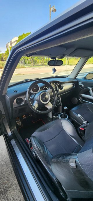 MINI Cooper 2004