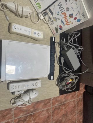 Consola Nintendo Wii + 4 Juegos + Tabla Wii Fit