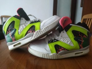 Botín Nike Air Tech Challenge