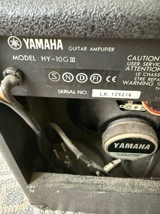 Amplificador Guitarra Yamaha HY-10G III