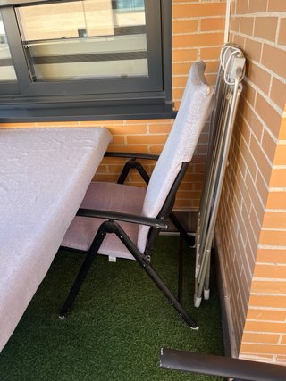 Conjunto mesa y 4 sillas jardín
