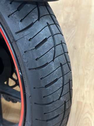 KAWASAKI Z750 2008