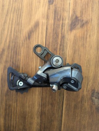 Cambio trasero Shimano Claris RD-R2000 (8v)