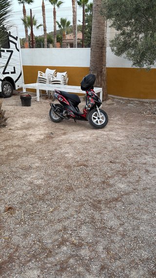 Yamaha Jog RR Scooter