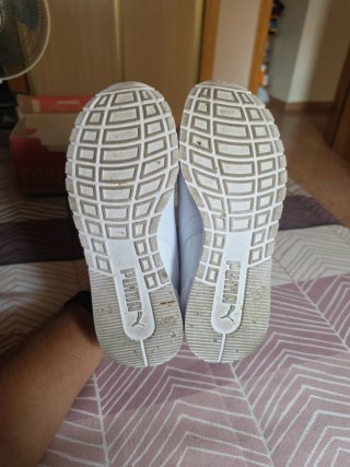 Zapatos Puma Rojos y Dorados (unisex)