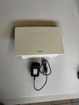 Router Huawei Fibra Óptica