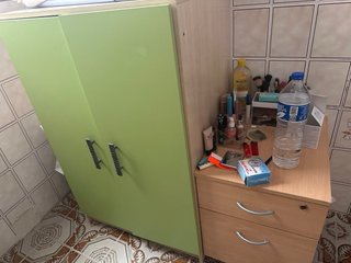 Habitación juvenil con cajones