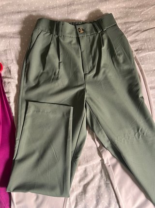 Pantalón de vestir beige talla S