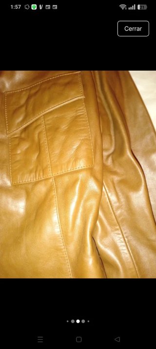 Chaqueta de piel marrón