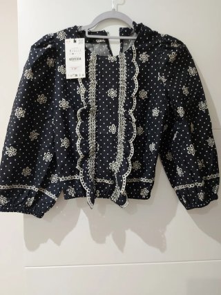 Blusa Zara Negra Bordada Talla S