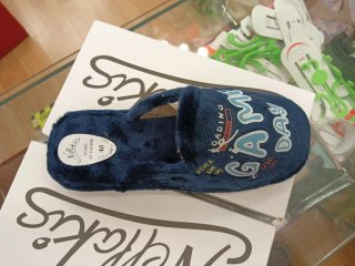 Zapatillas de estar por casa talla 40