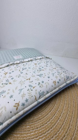 Funda libro/ tablet acolchada