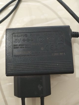 Caricabatterie originale PSP-384