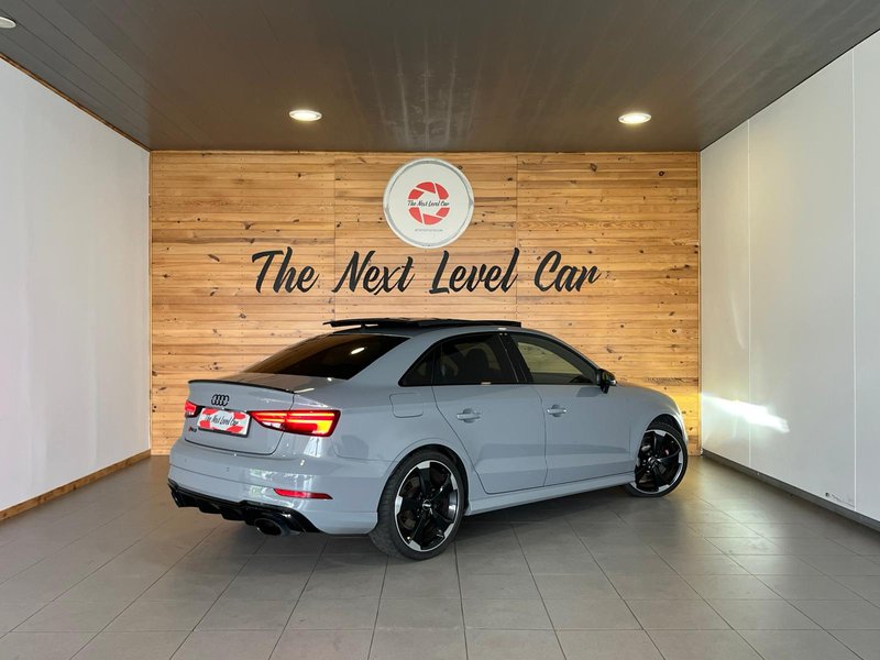 Audi RS3 Sedán TFSI quattro 2020, foto 12