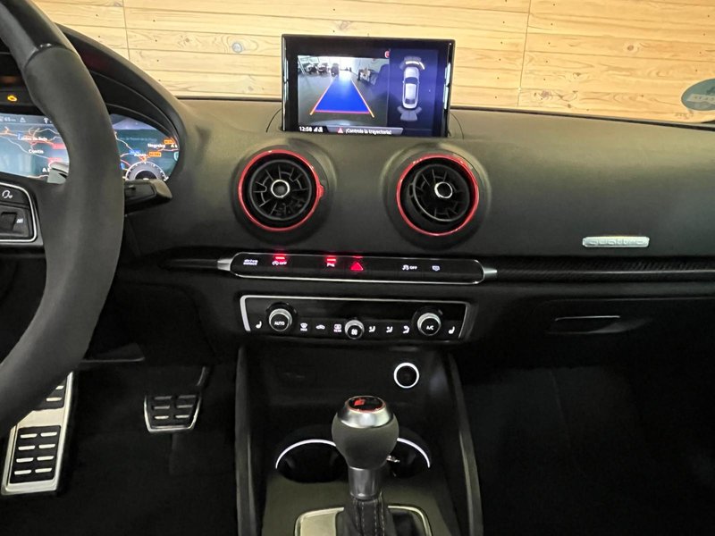 Audi RS3 Sedán TFSI quattro 2020, foto 22