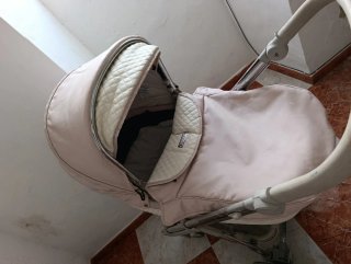 Cochecito Bebecar rosa y beige