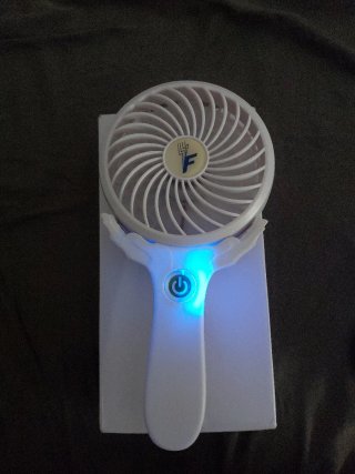 Ventilador portátil blanco