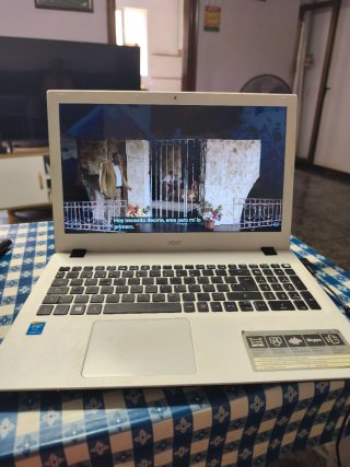 Portatile Acer bianco