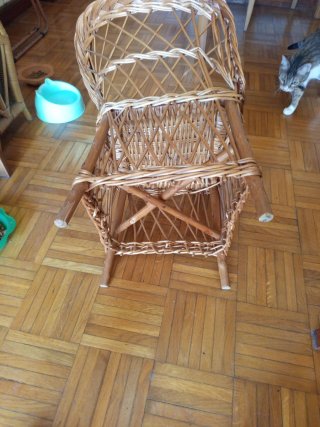 Sillita de mimbre redonda Ideal para niños
